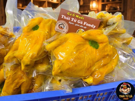 Gà ủ muối hoa tiêu – thơm tê nhẹ, da giòn, thịt ngọt “ăn là ghiền”
